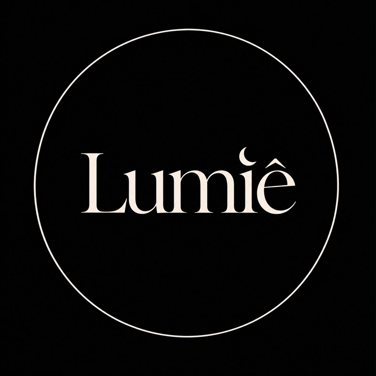Logotipo Lumiê